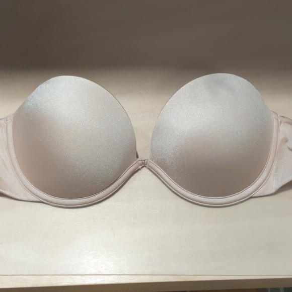 32B like new strapless bra - Picture 1 of 4